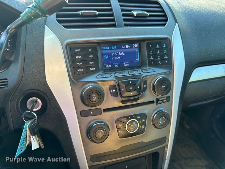 image for item EH6901 2013 Ford Explorer Police Interceptor  SUV