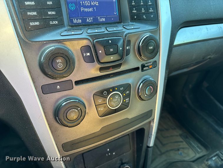 image for item EH6901 2013 Ford Explorer Police Interceptor  SUV