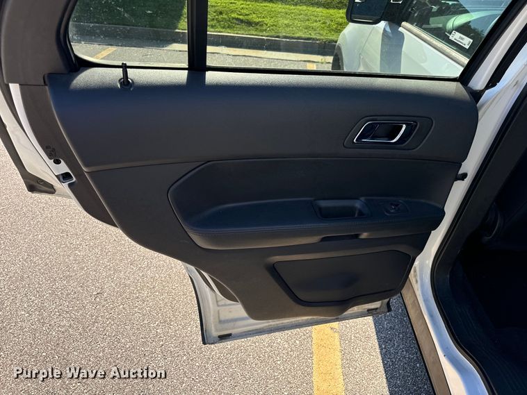 image for item EH6901 2013 Ford Explorer Police Interceptor  SUV