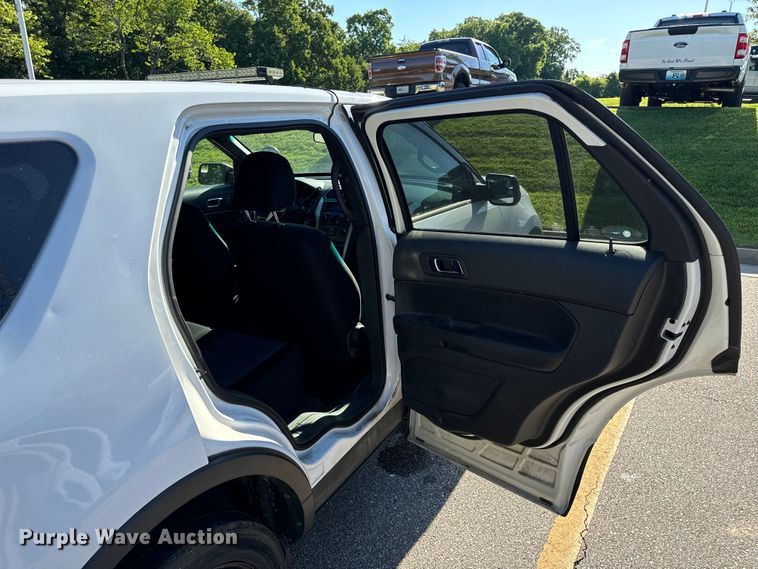 image for item EH6901 2013 Ford Explorer Police Interceptor  SUV