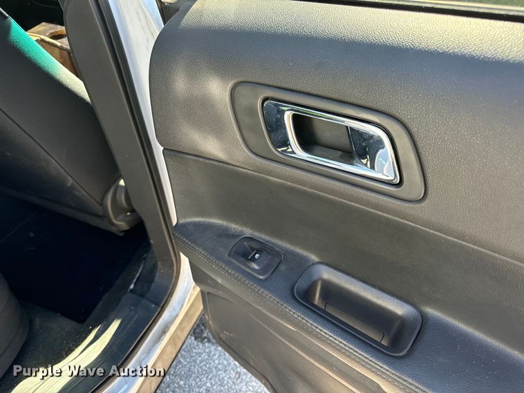 image for item EH6901 2013 Ford Explorer Police Interceptor  SUV