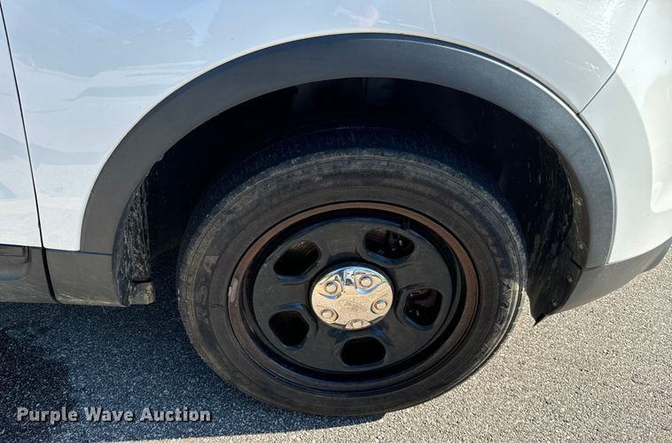 image for item EH6901 2013 Ford Explorer Police Interceptor  SUV