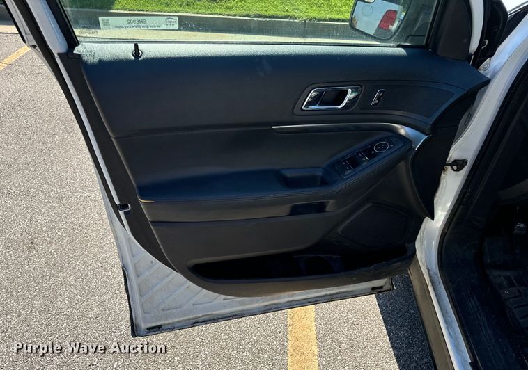 image for item EH6902 2013 Ford Explorer Police Interceptor  SUV