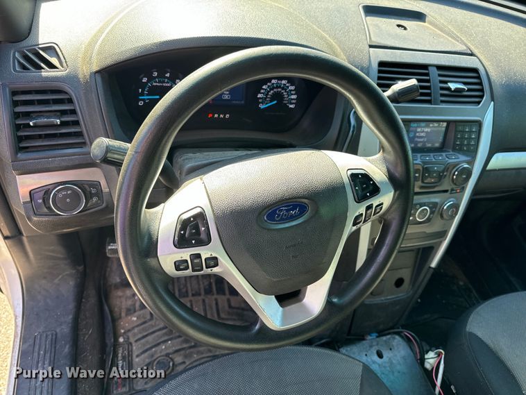 image for item EH6902 2013 Ford Explorer Police Interceptor  SUV