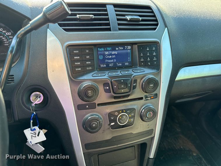 image for item EH6902 2013 Ford Explorer Police Interceptor  SUV