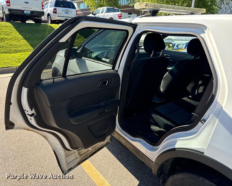 image for item EH6902 2013 Ford Explorer Police Interceptor  SUV