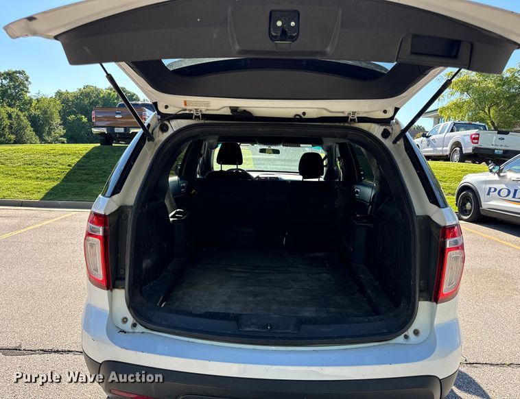 image for item EH6902 2013 Ford Explorer Police Interceptor  SUV