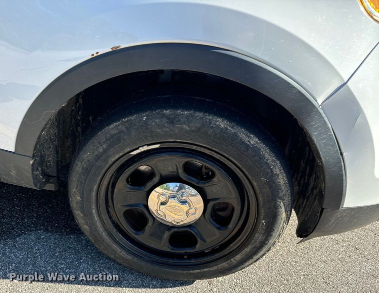 image for item EH6902 2013 Ford Explorer Police Interceptor  SUV