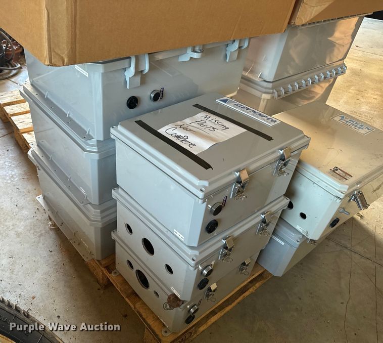 image for item EH6904 Control panels