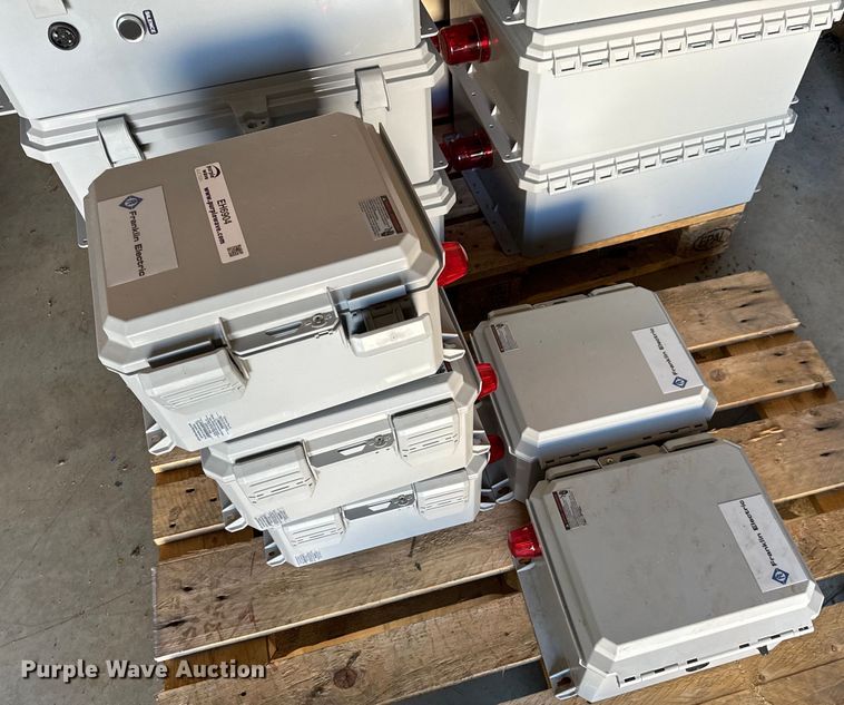 image for item EH6904 Control panels