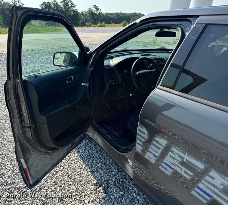 image for item EH6916 2016 Ford Explorer Police Interceptor  SUV