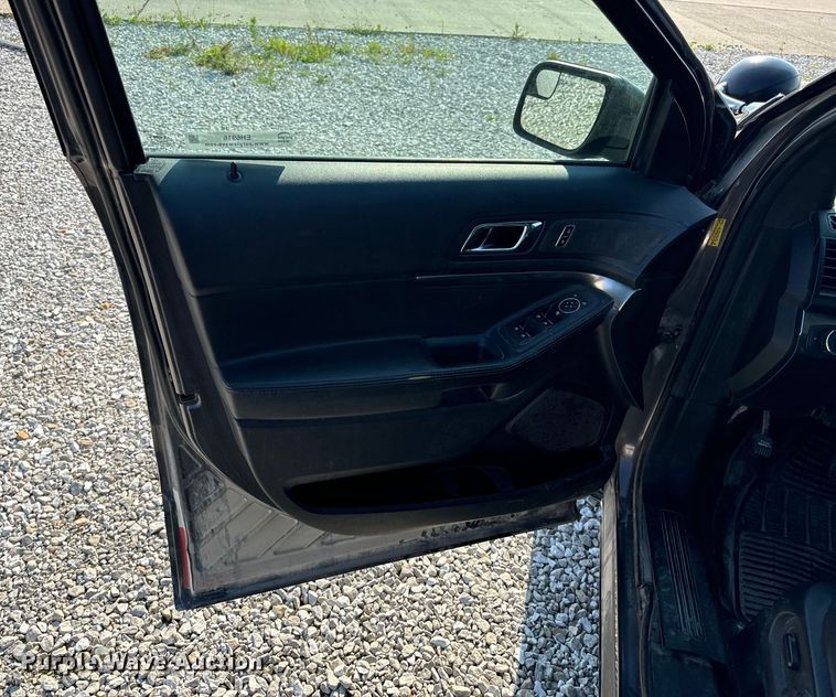 image for item EH6916 2016 Ford Explorer Police Interceptor  SUV