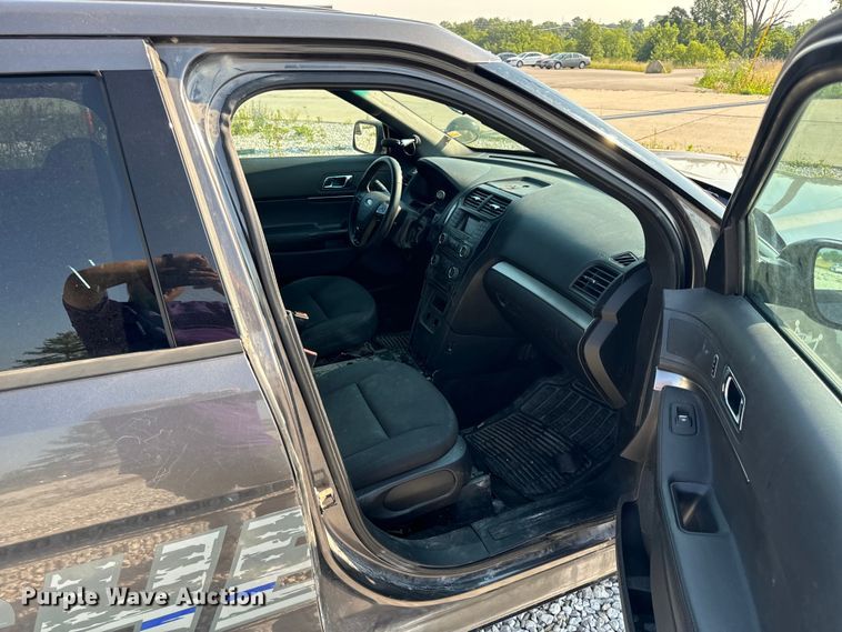 image for item EH6916 2016 Ford Explorer Police Interceptor  SUV