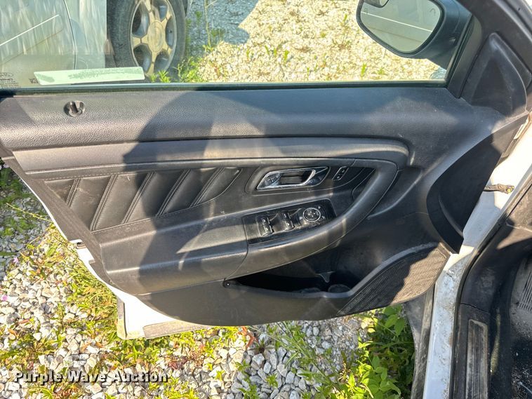 image for item EH6917 2017 Ford Taurus Police Interceptor  