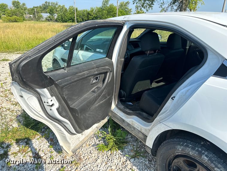 image for item EH6917 2017 Ford Taurus Police Interceptor  