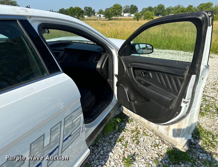 image for item EH6917 2017 Ford Taurus Police Interceptor  