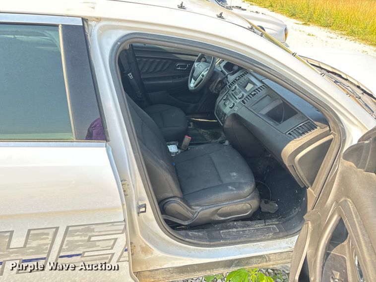 image for item EH6917 2017 Ford Taurus Police Interceptor  