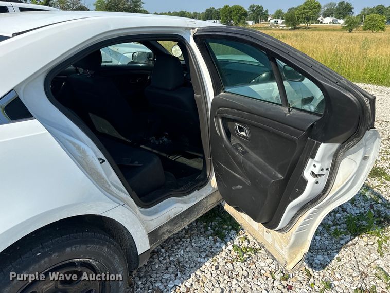 image for item EH6917 2017 Ford Taurus Police Interceptor  