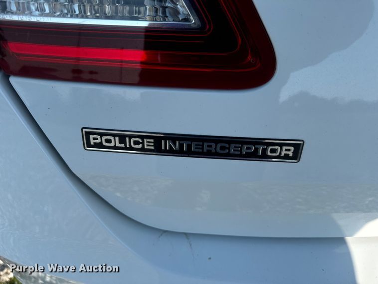 image for item EH6917 2017 Ford Taurus Police Interceptor  
