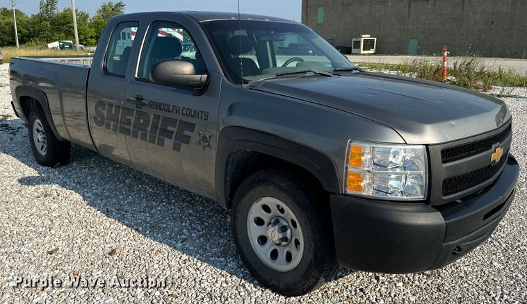 image for item EH6919 2013 Chevrolet  Silverado 1500 Ext. Cab pickup truck