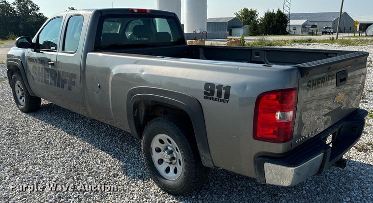 image for item EH6919 2013 Chevrolet  Silverado 1500 Ext. Cab pickup truck