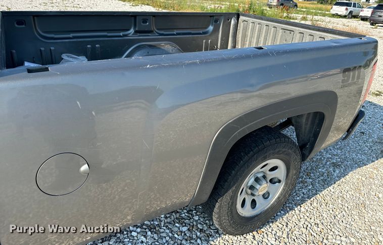 image for item EH6919 2013 Chevrolet  Silverado 1500 Ext. Cab pickup truck