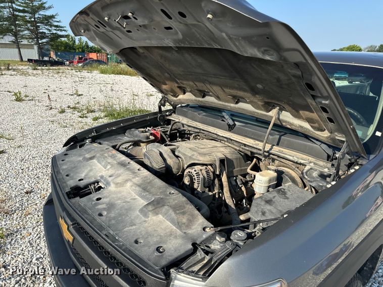 image for item EH6919 2013 Chevrolet  Silverado 1500 Ext. Cab pickup truck