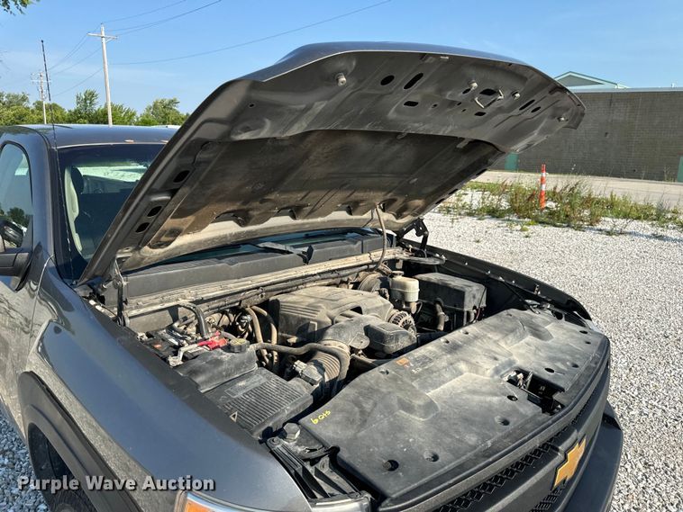 image for item EH6919 2013 Chevrolet  Silverado 1500 Ext. Cab pickup truck