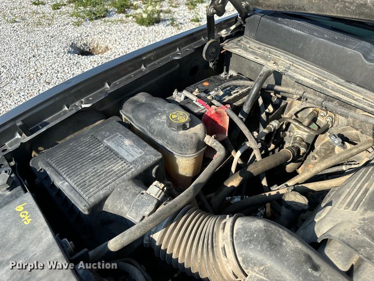 image for item EH6919 2013 Chevrolet  Silverado 1500 Ext. Cab pickup truck