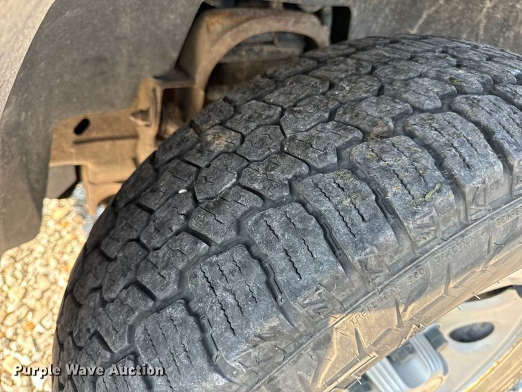 image for item EH6919 2013 Chevrolet  Silverado 1500 Ext. Cab pickup truck