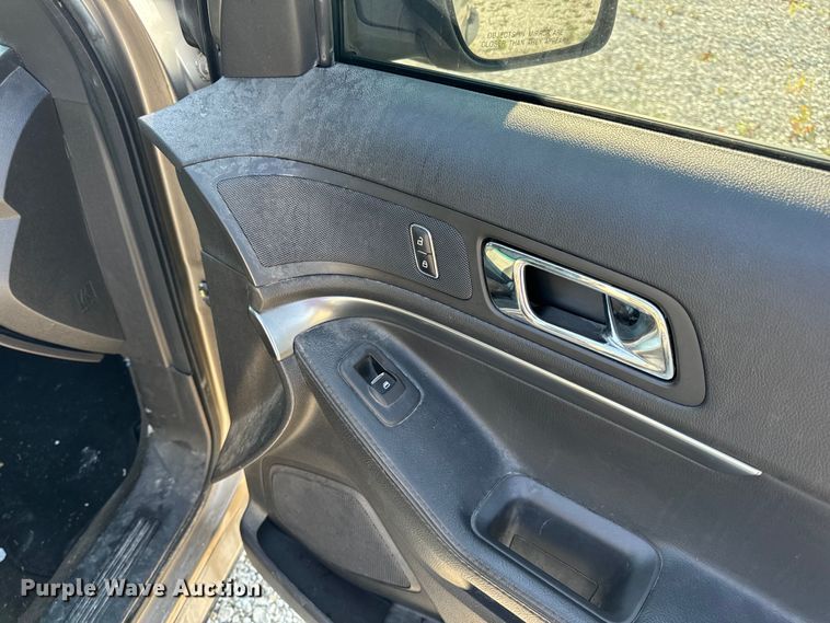 image for item EH6920 2013 Ford Explorer Police Interceptor  SUV