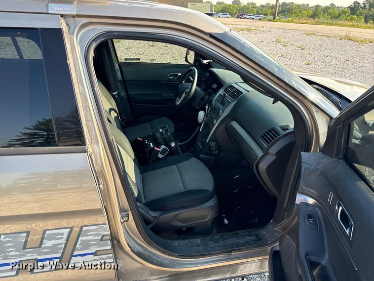 image for item EH6920 2013 Ford Explorer Police Interceptor  SUV