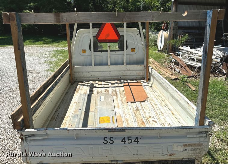 image for item EH6935 Daihatsu HiJet mini truck