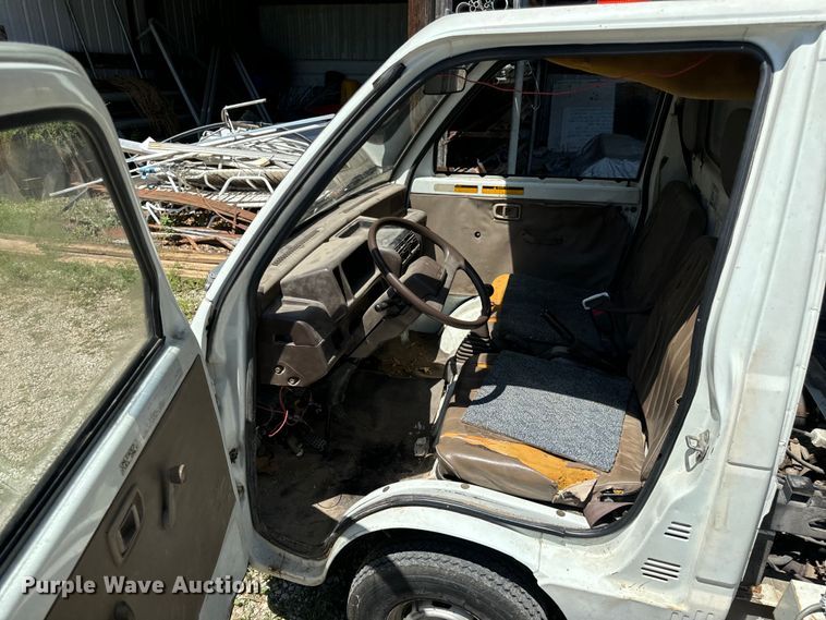 image for item EH6935 Daihatsu HiJet mini truck