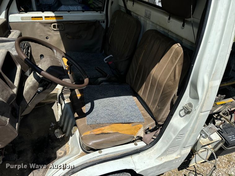 image for item EH6935 Daihatsu HiJet mini truck