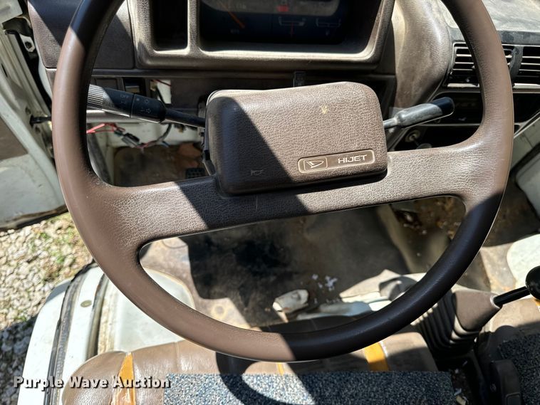 image for item EH6935 Daihatsu HiJet mini truck