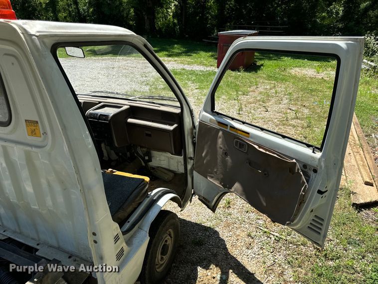 image for item EH6935 Daihatsu HiJet mini truck