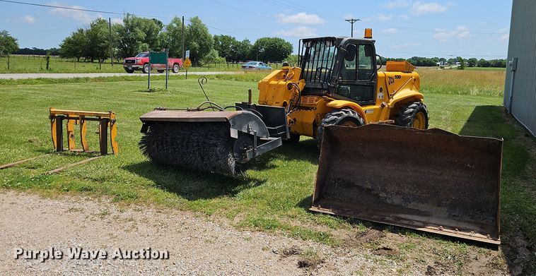 image for item EI3905 1997 JCB Loadall 520 telehandler