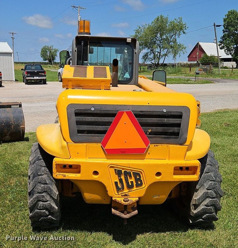 image for item EI3905 1997 JCB Loadall 520 telehandler