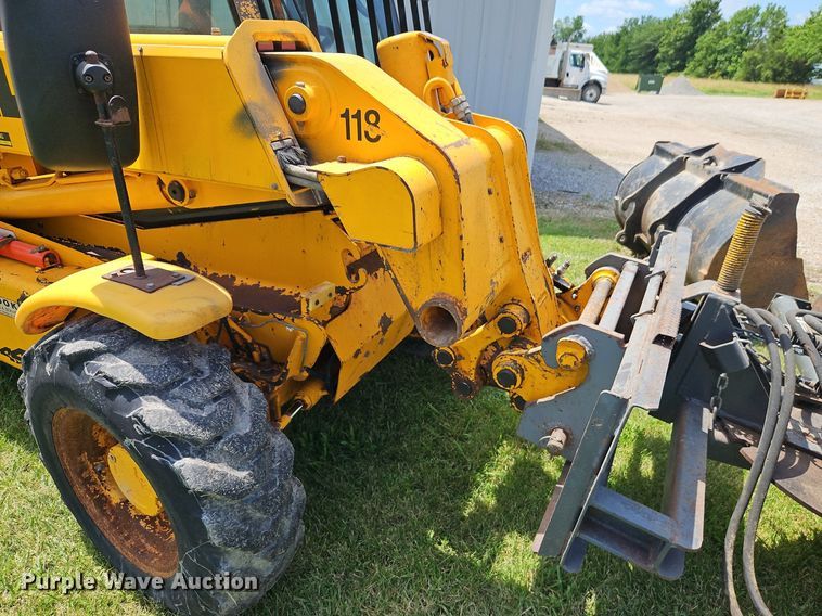 image for item EI3905 1997 JCB Loadall 520 telehandler