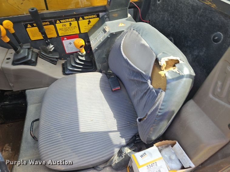 image for item EI3905 1997 JCB Loadall 520 telehandler