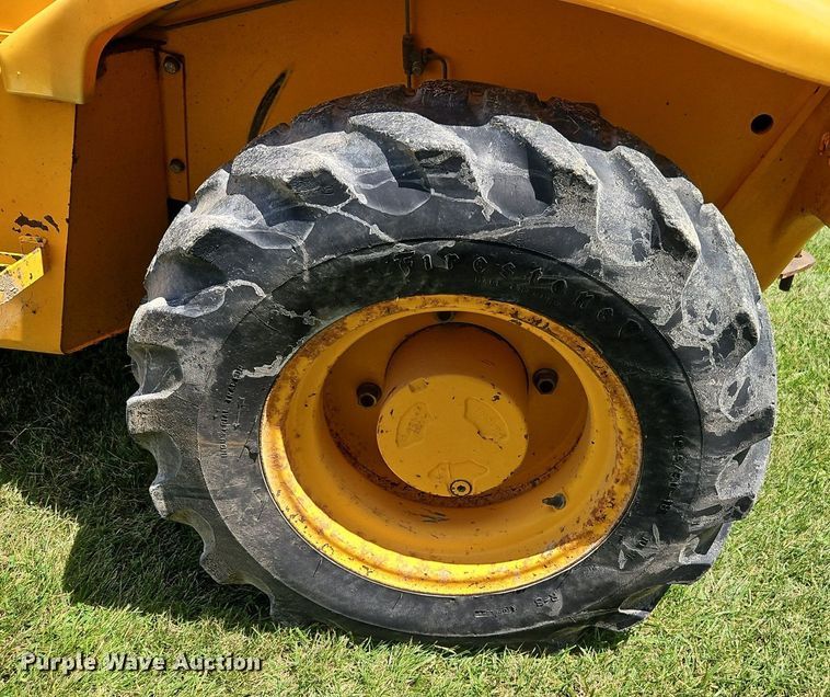 image for item EI3905 1997 JCB Loadall 520 telehandler