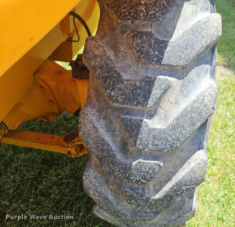 image for item EI3905 1997 JCB Loadall 520 telehandler