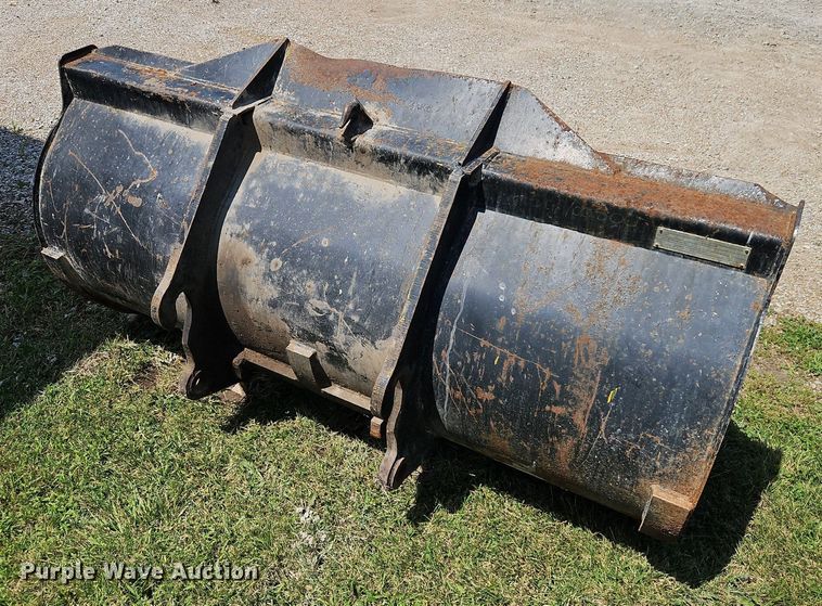 image for item EI3905 1997 JCB Loadall 520 telehandler