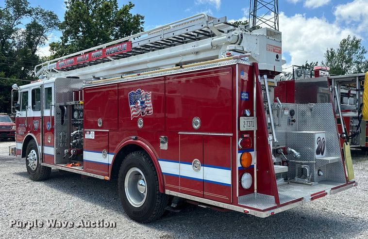 image for item EJ4359 1986 Pierce E3297 Quint fire truck