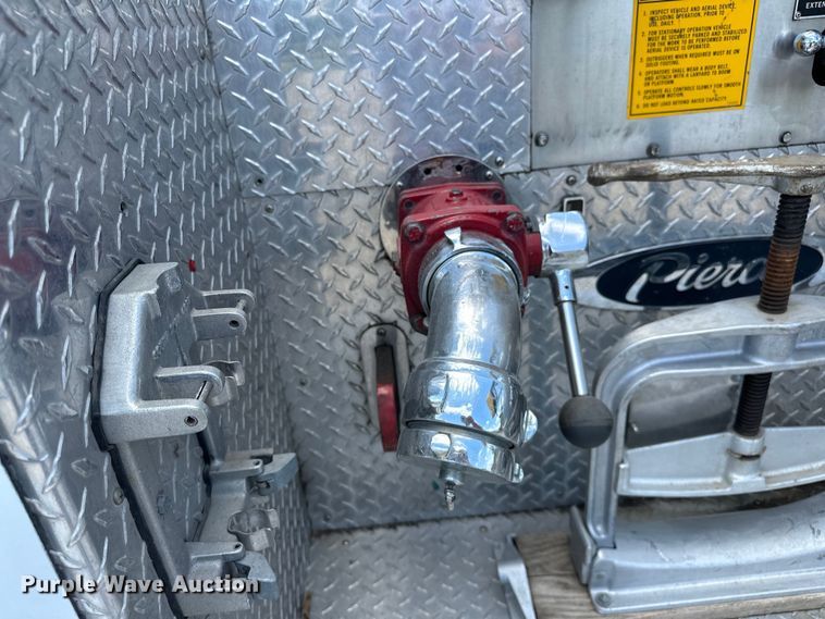 image for item EJ4359 1986 Pierce E3297 Quint fire truck