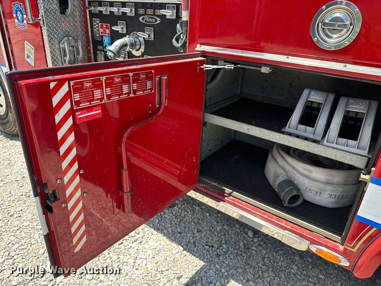 image for item EJ4359 1986 Pierce E3297 Quint fire truck