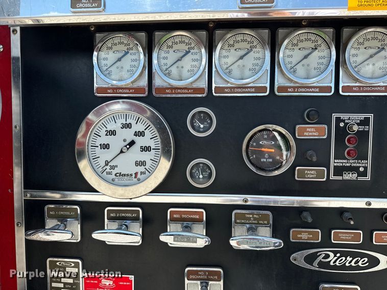 image for item EJ4359 1986 Pierce E3297 Quint fire truck