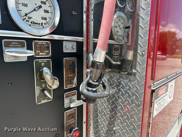 image for item EJ4359 1986 Pierce E3297 Quint fire truck