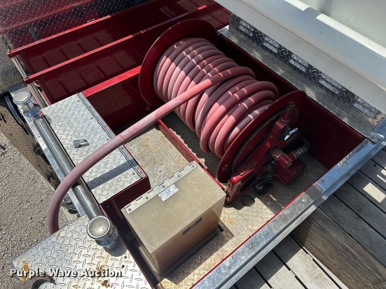 image for item EJ4359 1986 Pierce E3297 Quint fire truck